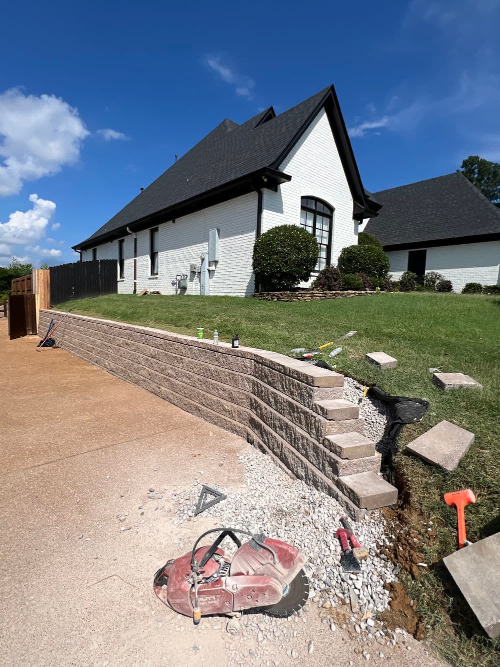 Gallery photos for Block Retaining Wall Installation – Lakeland TN: Image #6